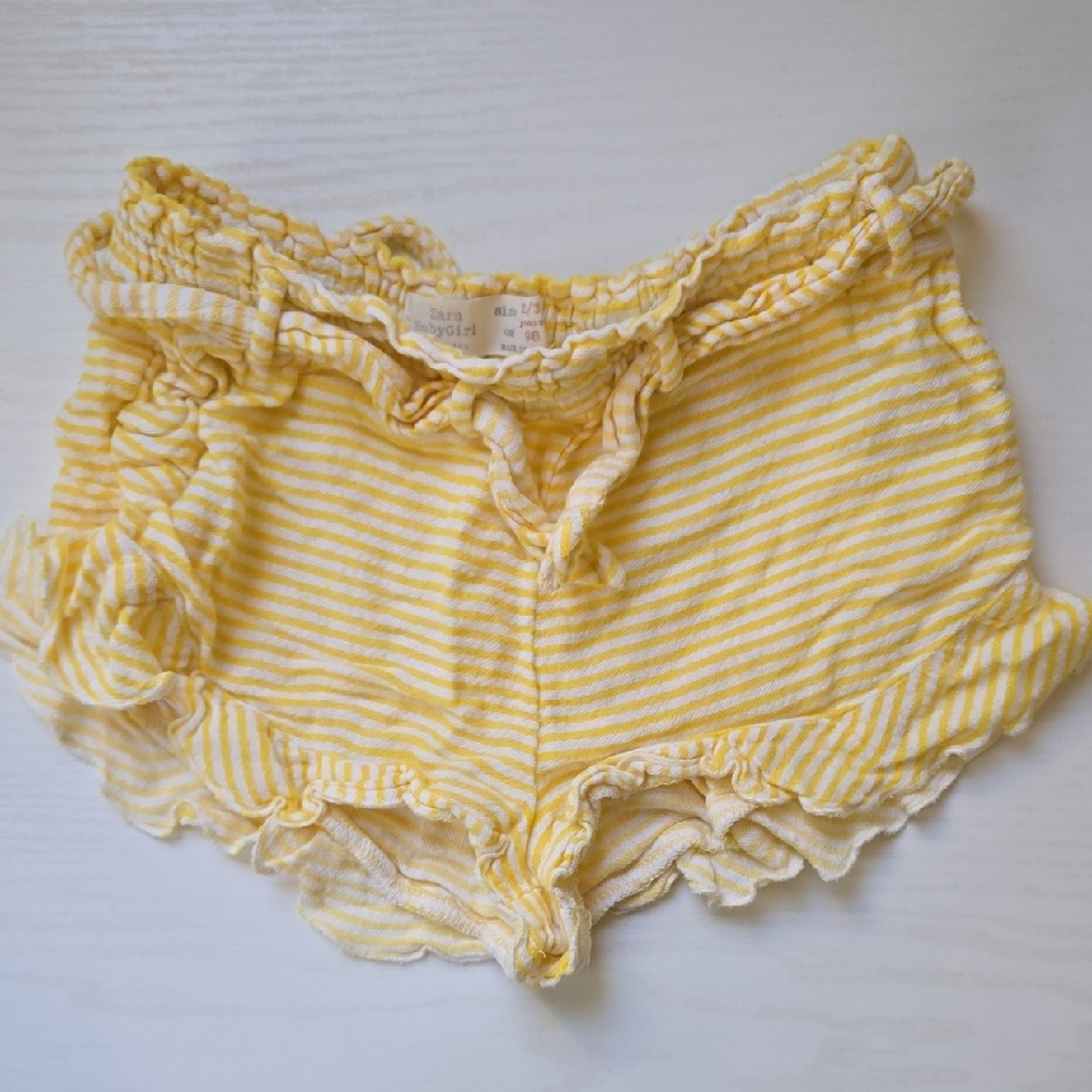 Zara Yellow Casual Frayed Hem Shorts